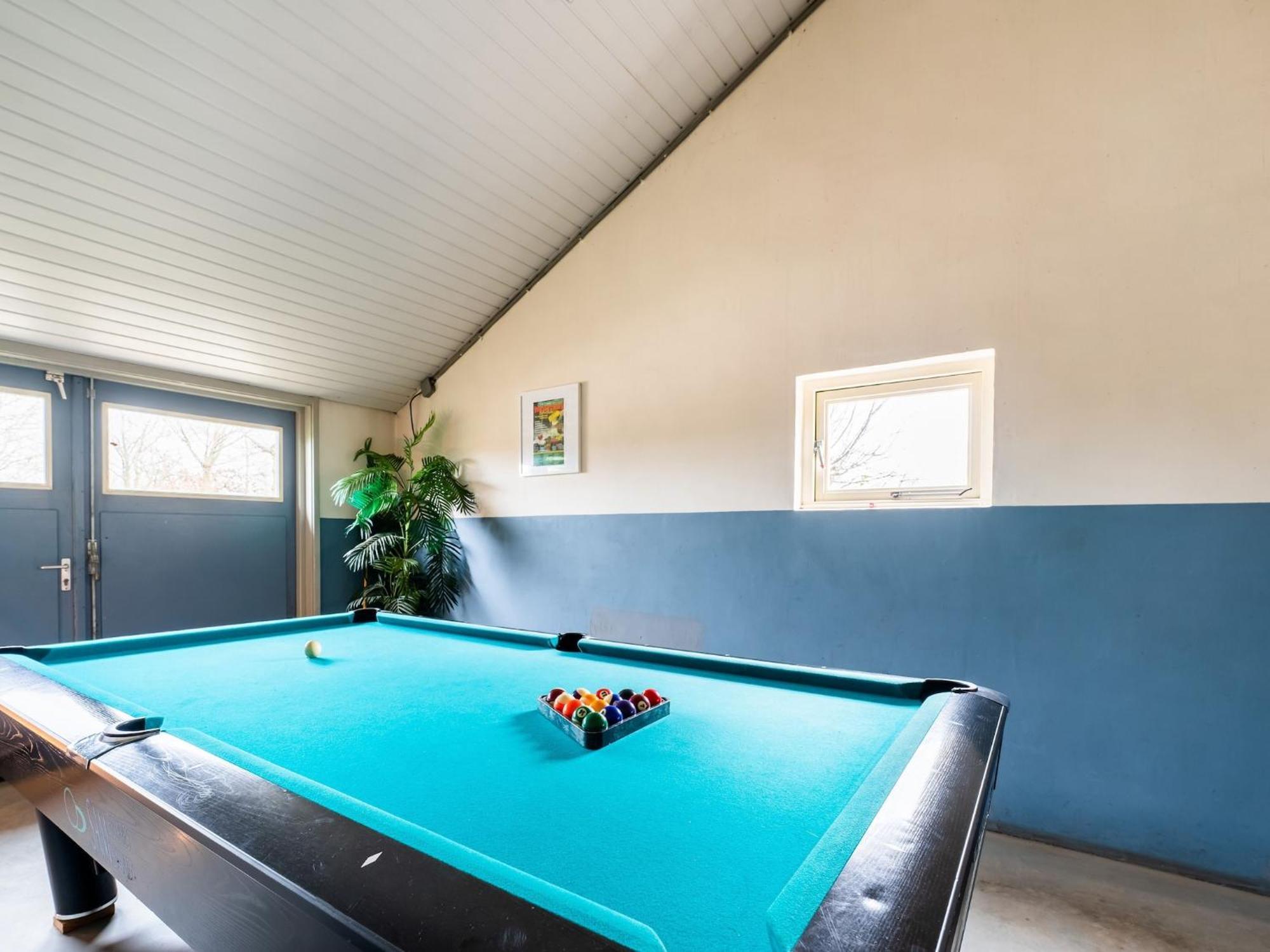 Spacious Farmhouse In Silvolde With Garden Экстерьер фото